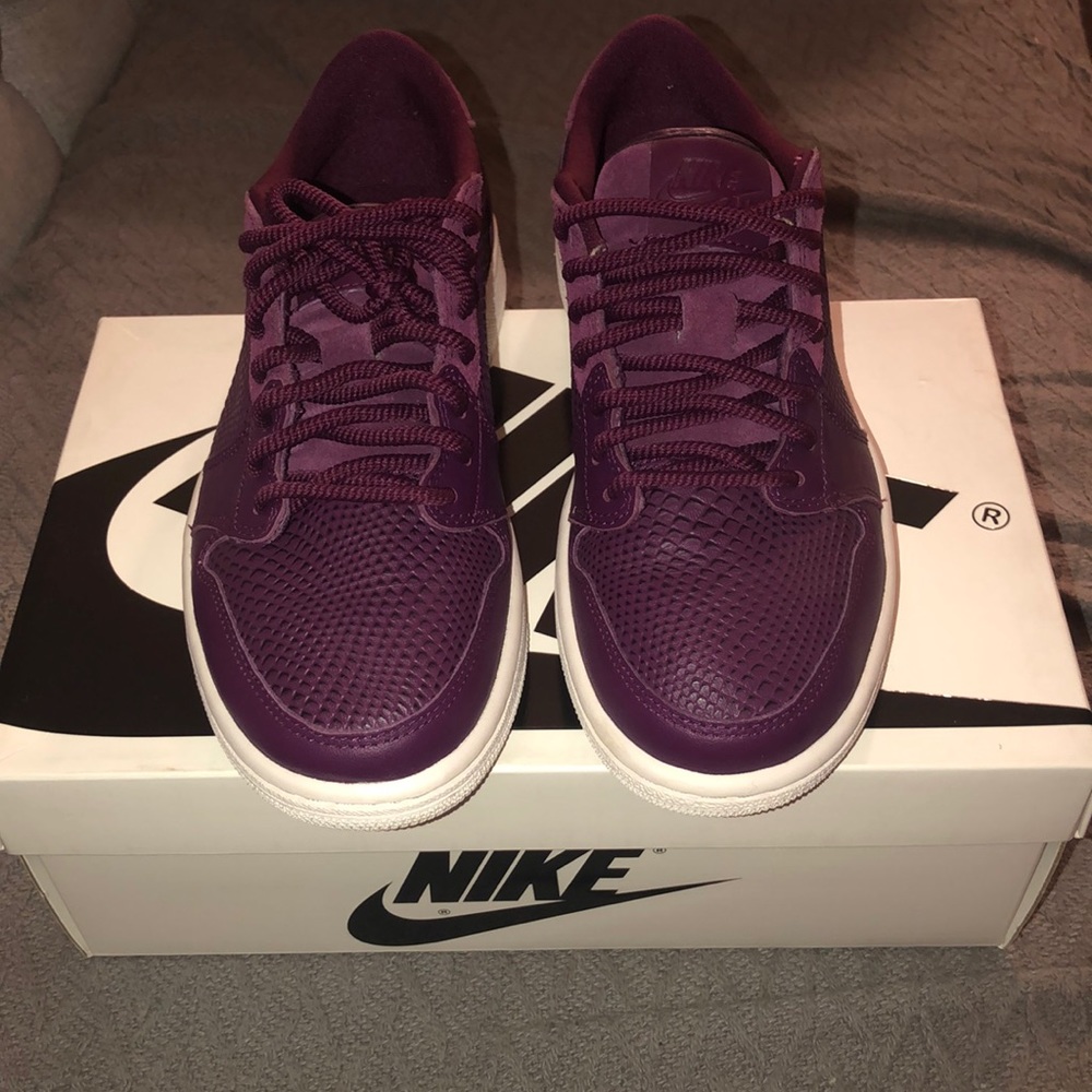 Air Jordan 1 retro lows